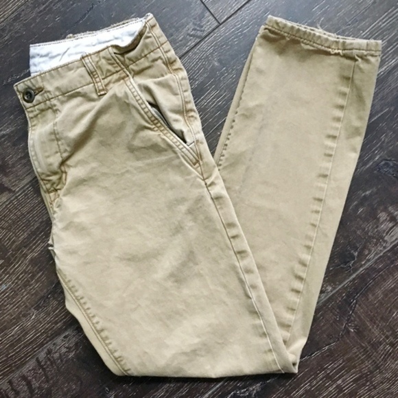 levis skinny khakis
